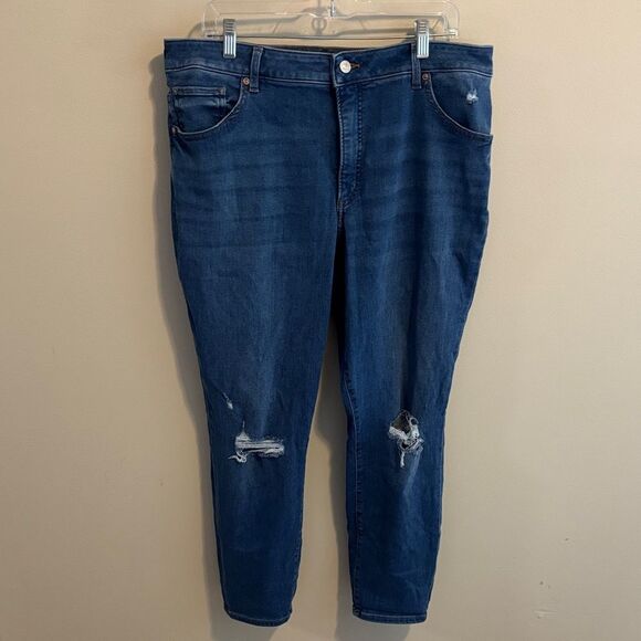 Express curvy skinny high rise distressed jeans size 18R - Picture 1 of 7